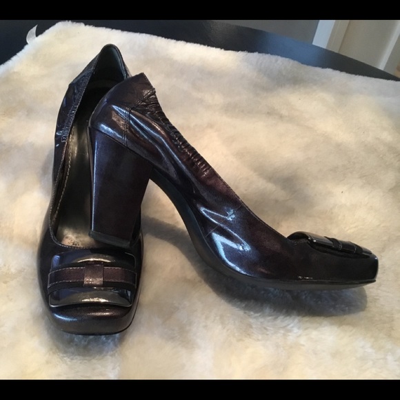 Vince Camuto Steel Gray chunky heel Patent Leather - Picture 2 of 4